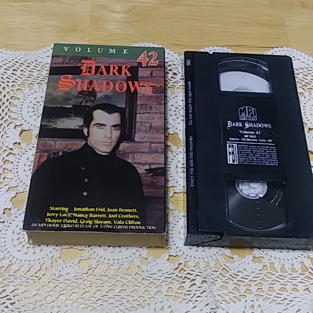 Vintage Dark Shadows Volume 42 VHS - Vampires, werewolves, horror, suspense